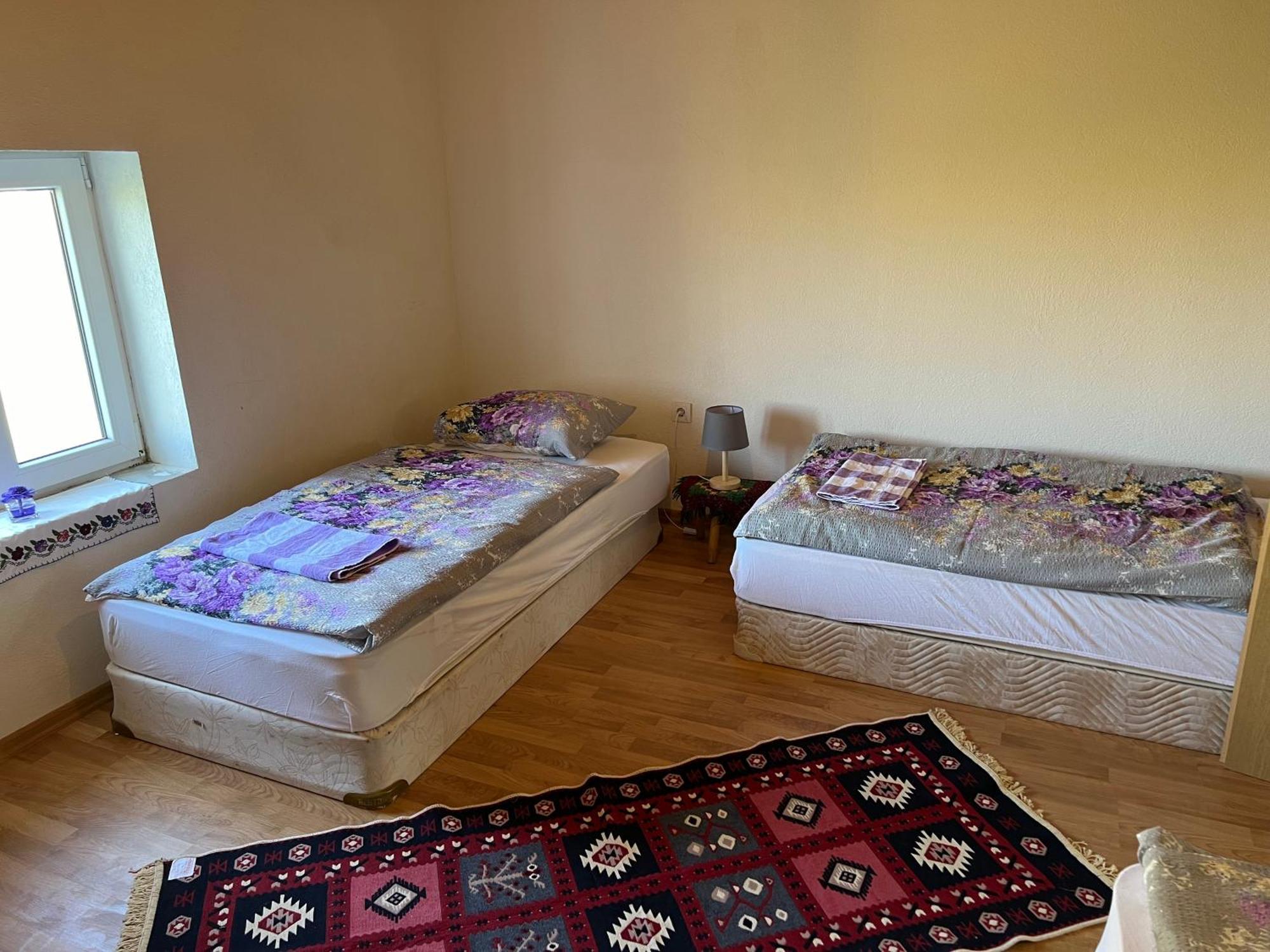 Bed and Breakfast Kod Kapetana Tea Gornji Lukomir Экстерьер фото