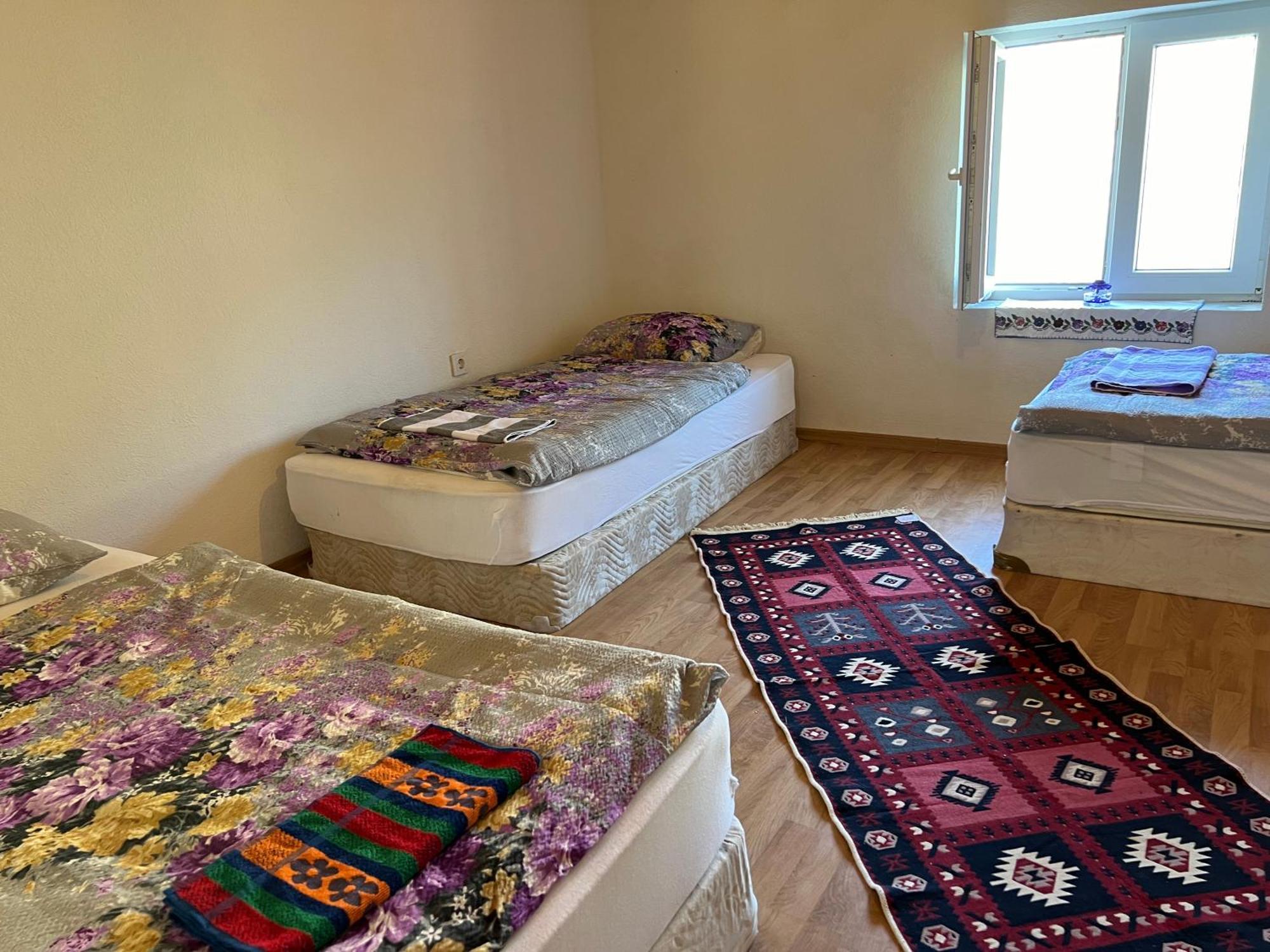 Bed and Breakfast Kod Kapetana Tea Gornji Lukomir Экстерьер фото