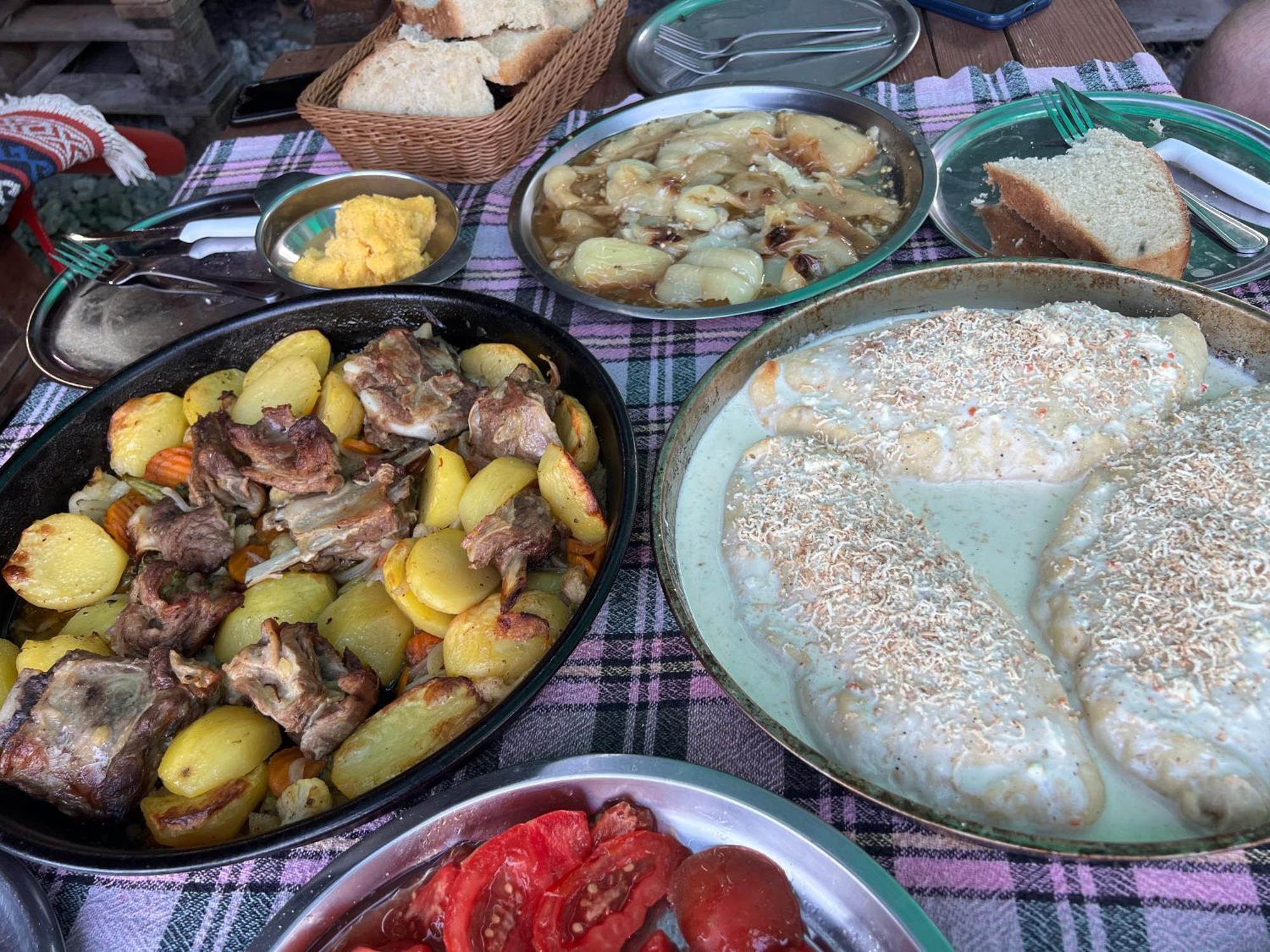 Bed and Breakfast Kod Kapetana Tea Gornji Lukomir Экстерьер фото